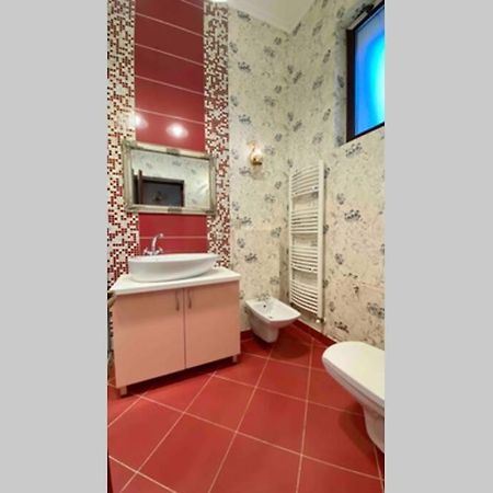Budoir Royal Apartment Орадеа Екстериор снимка